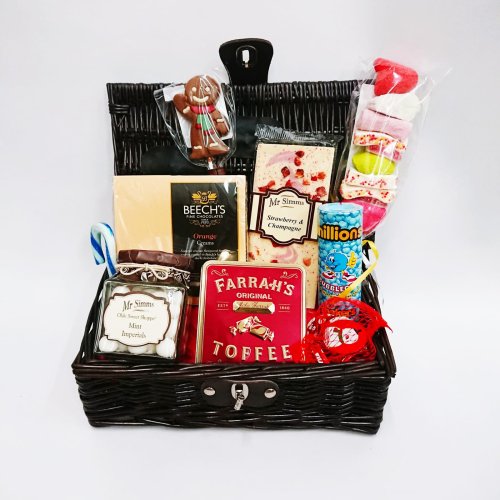 classic-christmas-hamper-1.jpg