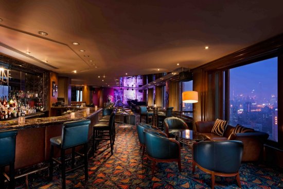 penthouse-bar-at-the-kunlun-jing-an.jpg