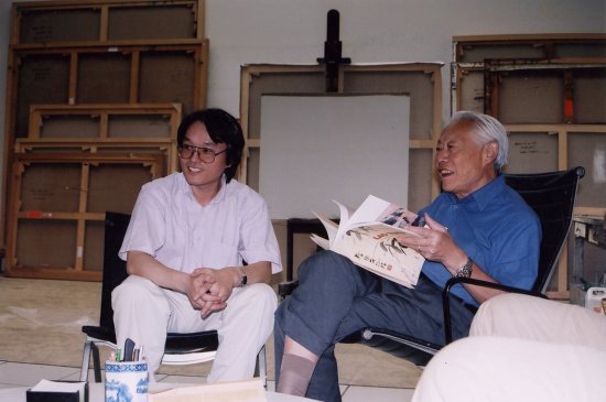 feng-xiao-min-avec-zao-wou-ki-dans-latelier-de-ce-dernier-2.jpg
