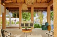 fairmont-maldives-sirru-fen-fushi-spa_welcome_area_1338391_med.jpg