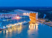 NORWEGIAN ENCORE EMERGES FROM SHIPYARD FOR THE FIRST TIME