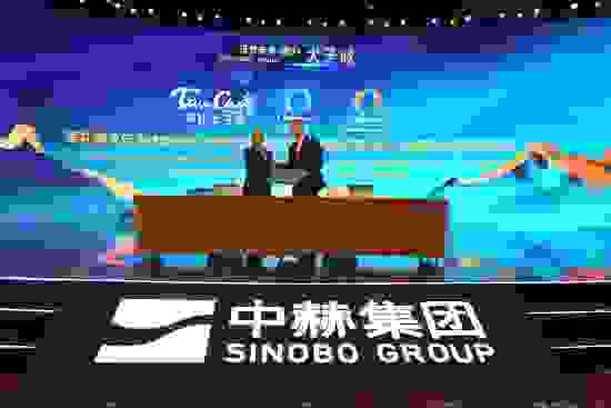 signing-ceremony-between-sinbo-land-and-oakwood-asia-pacific.jpg