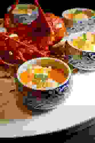 lianapressfile-1693189684152.jpg
