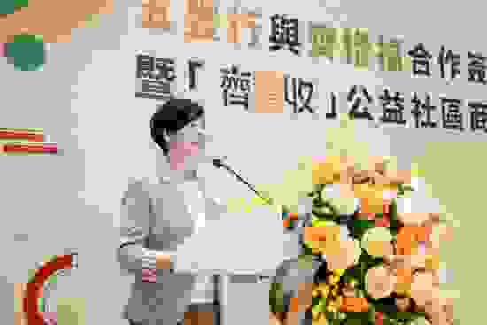 fangwujuju-e9-95-b7heyong-e8-b3-a2nvshizhi-e8-be-ad.jpg