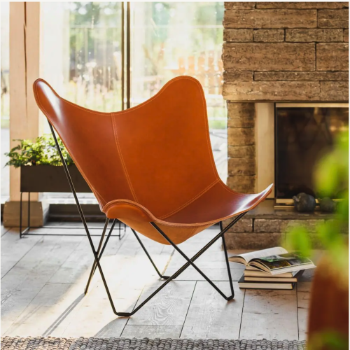 leather-butterfly-chair-with-black-metal-frame.png