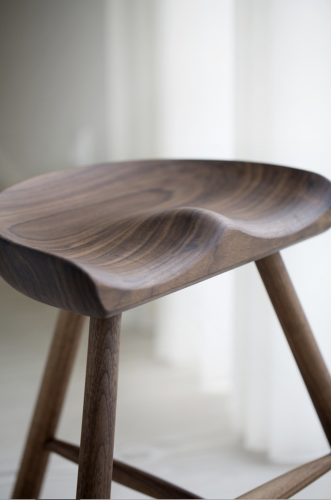 shoemaker-chair-in-walnut-3.png