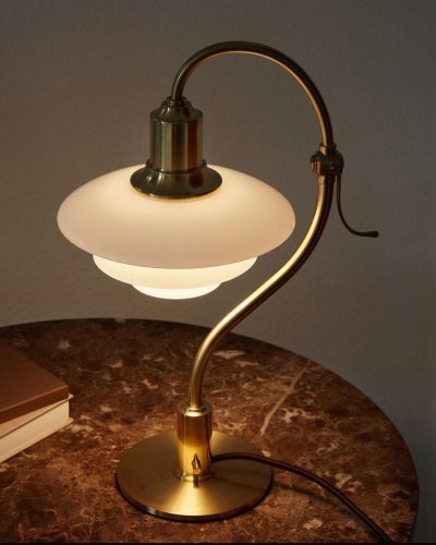 ph-2-2-the-question-mark-table-lamp2.jpg