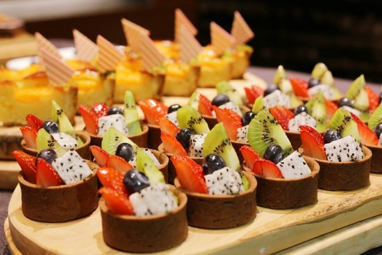 dessert-buffet-02.jpg