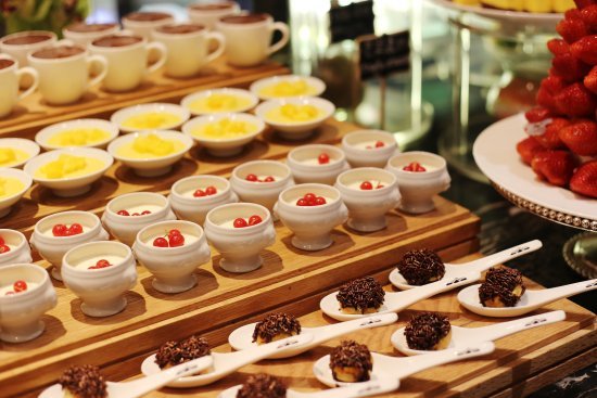 dessert-buffet-05.jpg